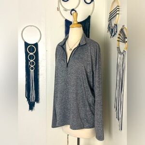 Cold mornings evenings this is perfect long sleeve grey pull over zip top L
